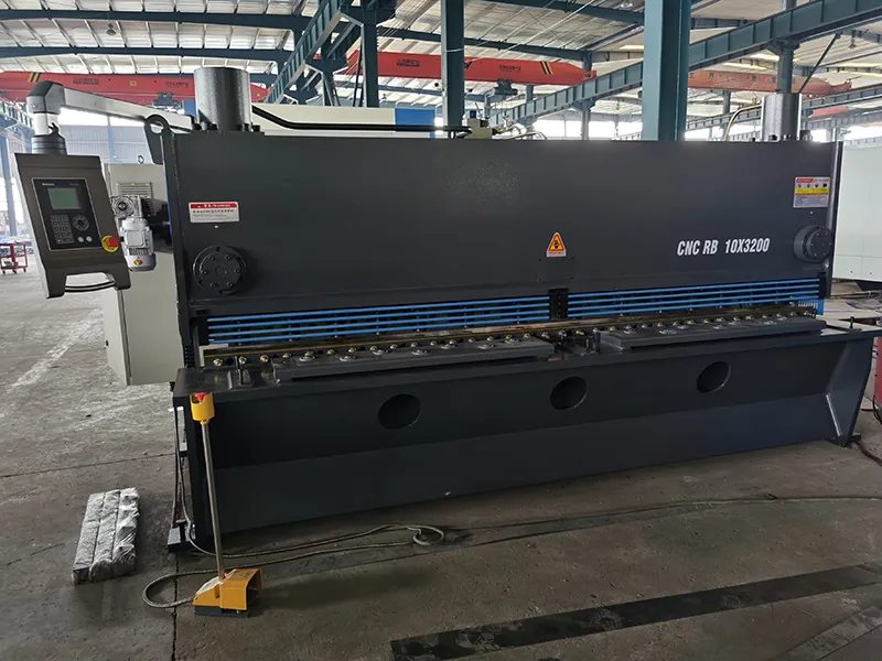 Hydraulic guillotine shearing machine process